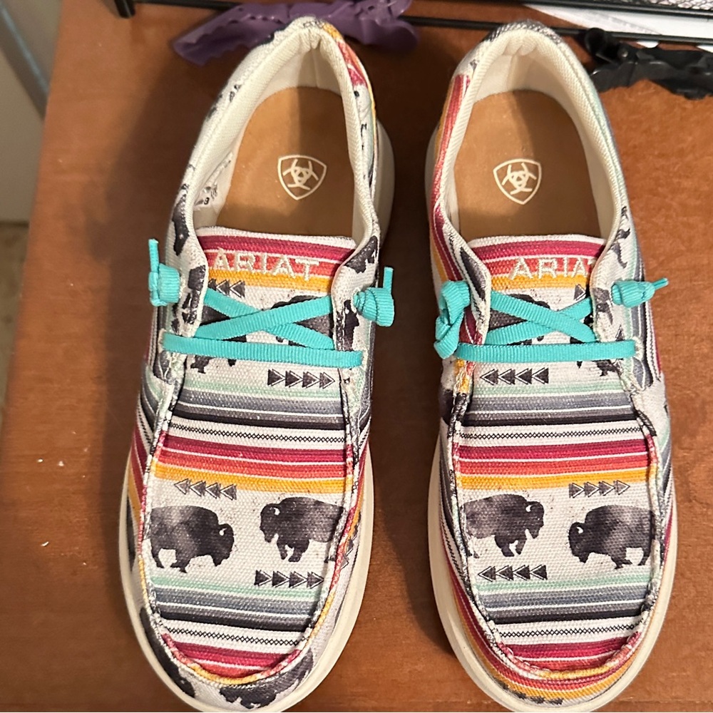 Ariat Bison Print Casual Shoes. Size 7.5. Perfect condition. Worn twice
